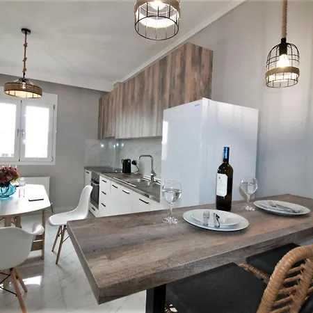 Miracle Luxury Great Terrace Apartment