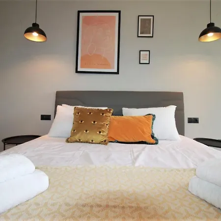 Miracle Luxury Great Terrace Переа