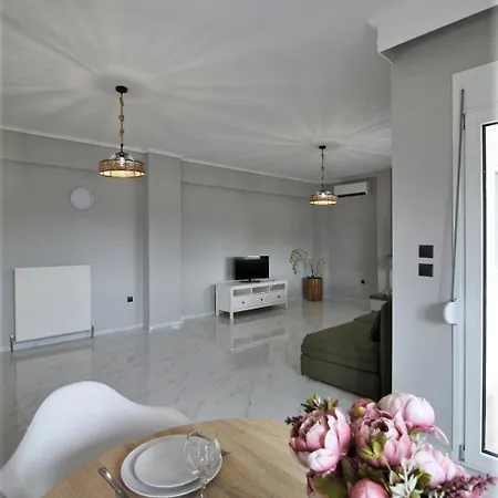 Miracle Luxury Great Terrace * Peraía